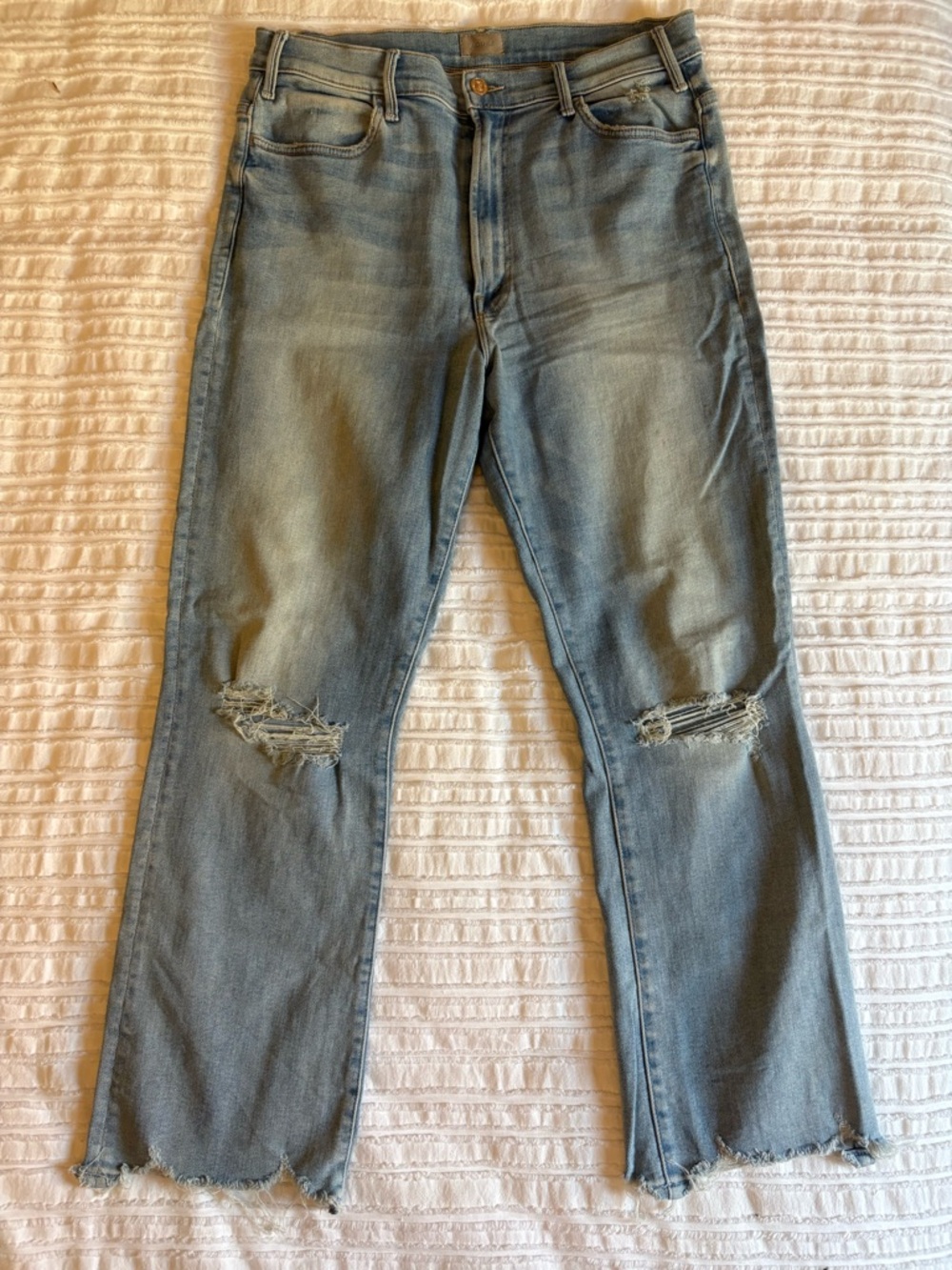 MOTHER Women’s Light Blue Distressed Straight Jeans